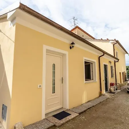 The Dream Tiny House * Pietrasanta